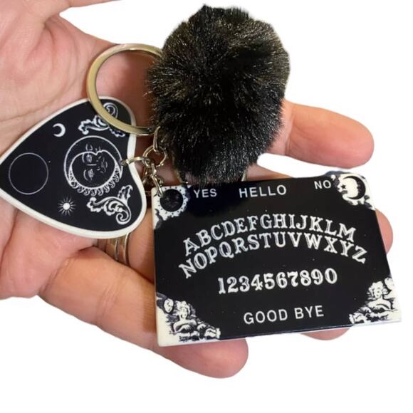 Ouija Planchette Keychain Pompom - Picture 2 of 5